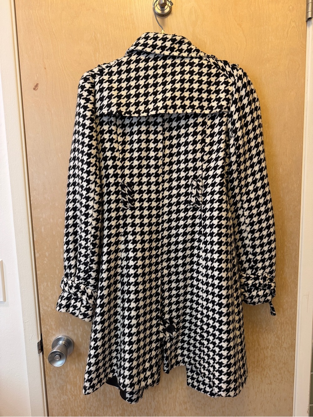 Sans Souci Black & White Houndstooth Pea Coat - Picture 2 of 3